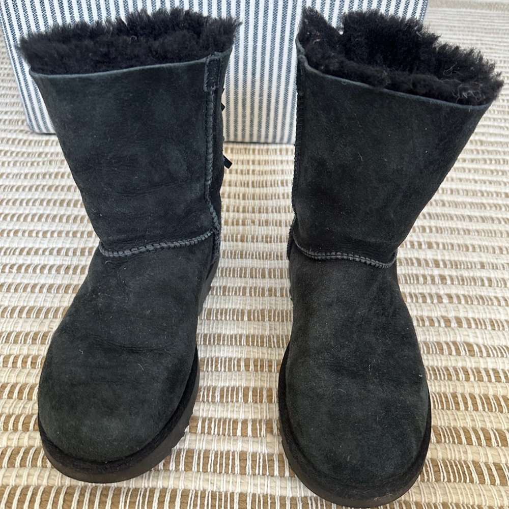 Black Suede Shearling Boots uggs